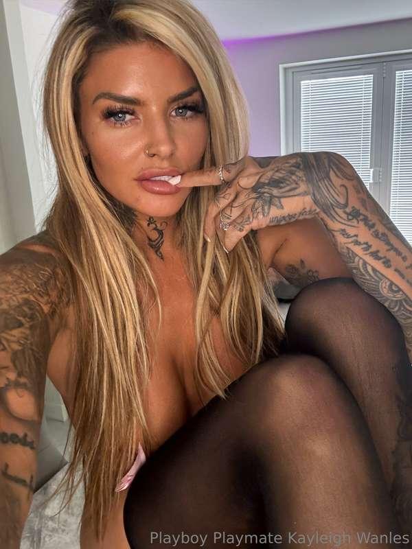 Do you think I'm fuckable? 🙈 send me your answer in private ..