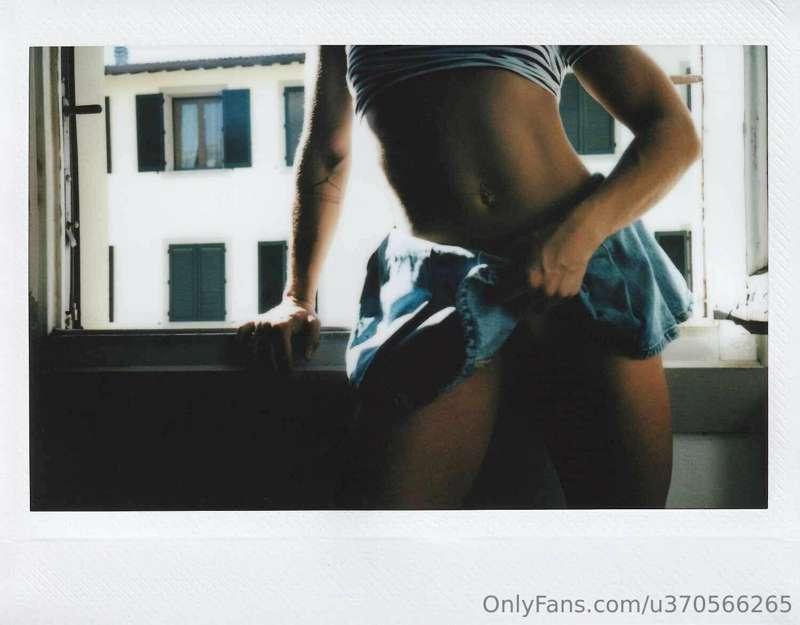 If you want to see what's underneath …
Write me 😋💋