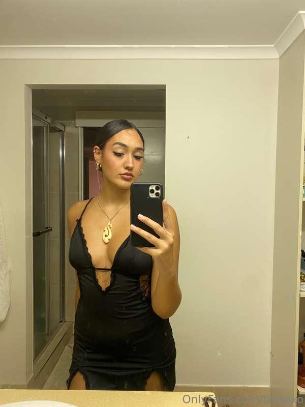If looks could kill, how long would you survive? 😇 💕