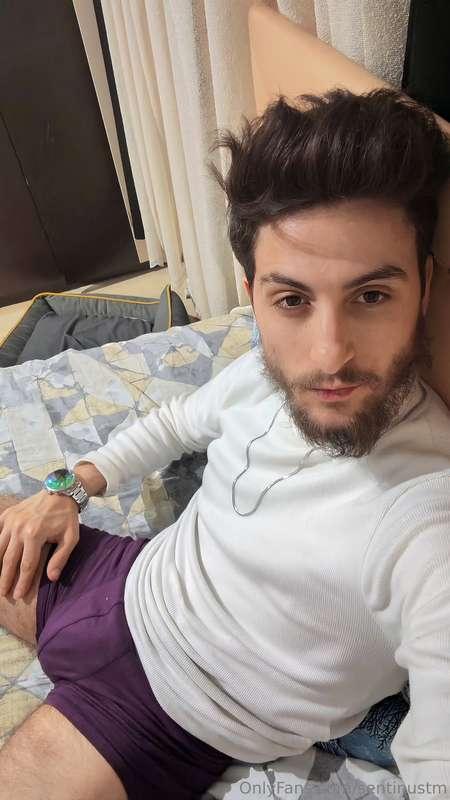 Amcıkları hazırlayın kızlarım 😈👅Get the pussies ready, girls..