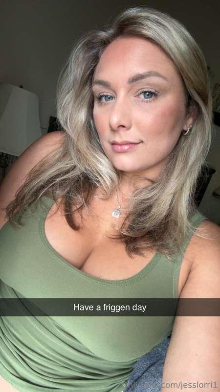 Come and talk now on my VIP I'm now online 💋 Discount link b..
