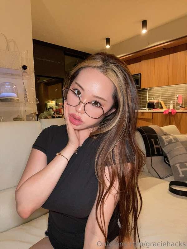 does a girl in glasses do it for you or should I put my hair..