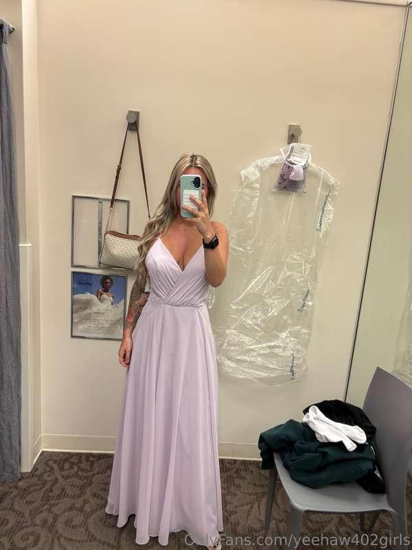 Do yall like this dress or should i go skin tight🤪😛
