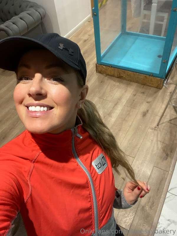 bsmessybakery image #1