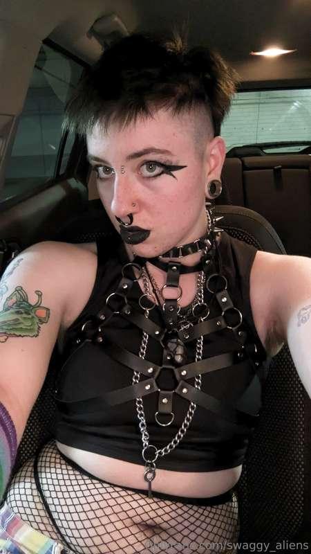 swaggy_aliens image #3