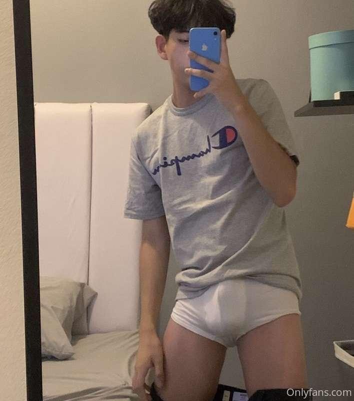 He vuelto a onlyfans! Ahora subiré contenido más caliente y ..