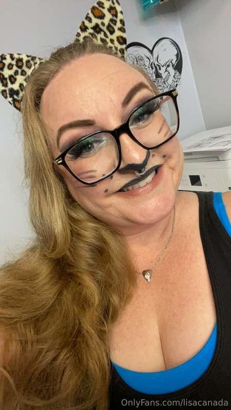 Cum and make this kitty purr 😻