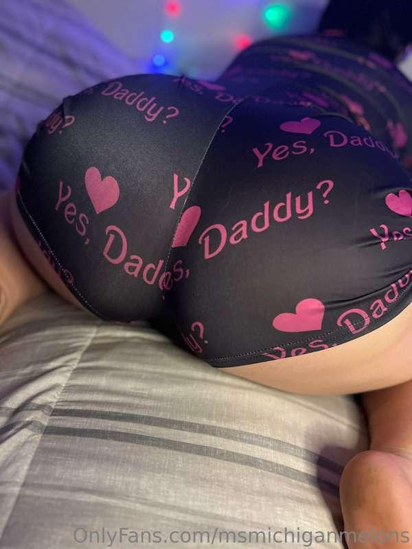 I'm so ready to get naughty daddy. Are you? 🙈