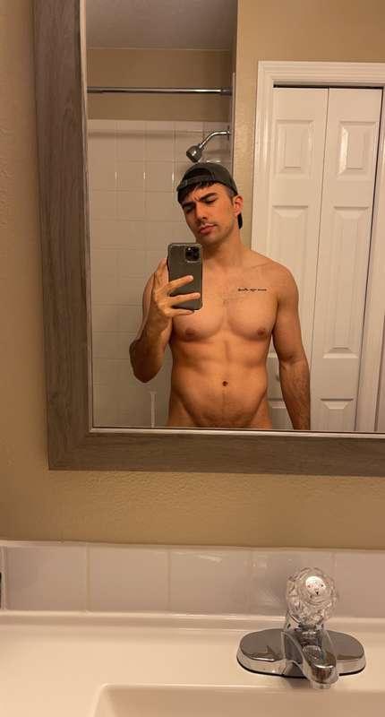Slowly getting settled into my new place. Get ready for more..