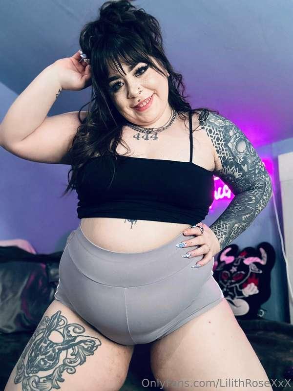 😜✨😜 thick bitch..