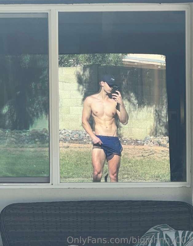 Tanning☀️