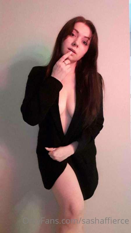 💖@annettechan💋
MOMMY SEXY 🎁                                 ..