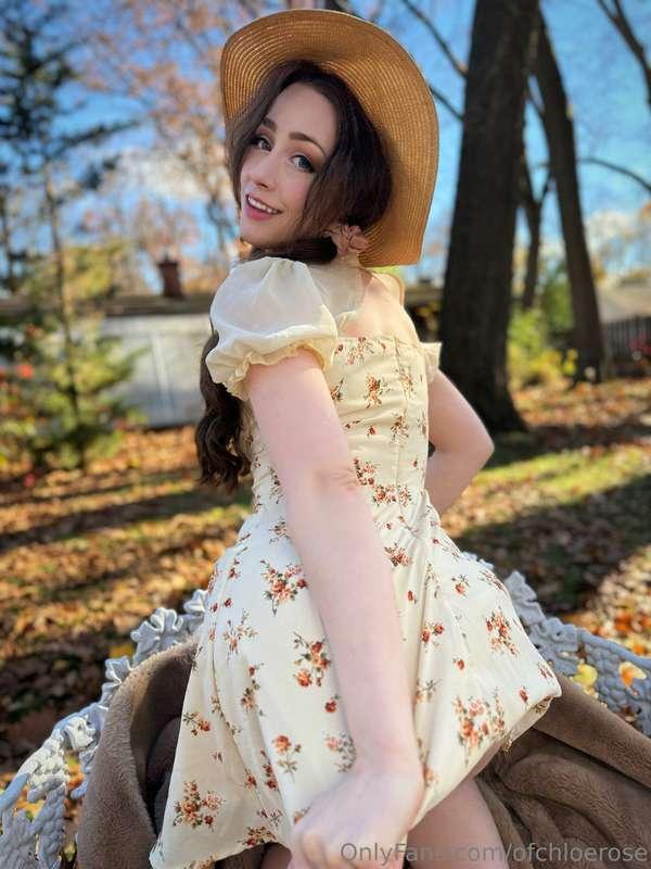 Holding my dress down because of the wind! 🍂