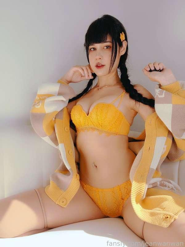 jeanwanwan image #1