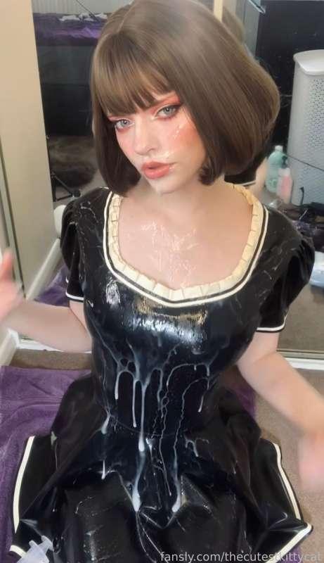 Blowjob with lots of cum~ in my latex dress, master and maid roleplay 😝❤️ Making a cummie mess all over me 