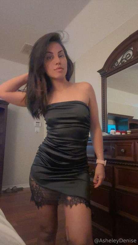 lil tight little black dress: ( 3min vid + 5 pics for $3 ) I..