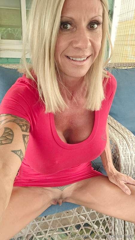 Just chilling on my back porch during the rain storm and fel..