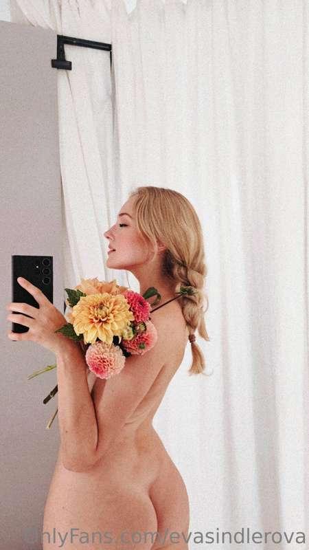 👸🏼