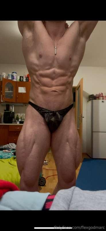 Lower body show😈😛