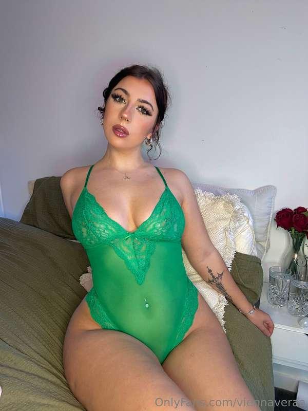 fav colour xx🐢🌵🍀