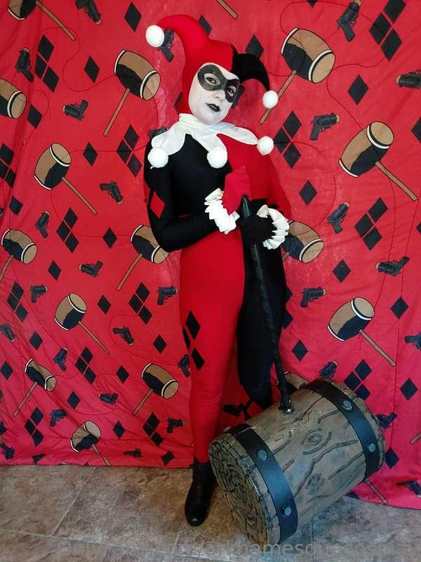 ♦️"Say hello to your new and improved Harley Quinn!"♦️⁣⁣ ⁣⁣ ..