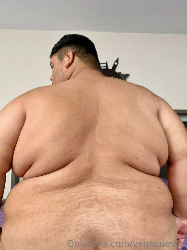I’m massive! Do u ride me? 🤤💦🔥