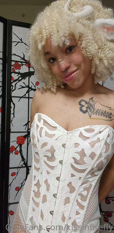 Cute innocent sheep 🥰🐑