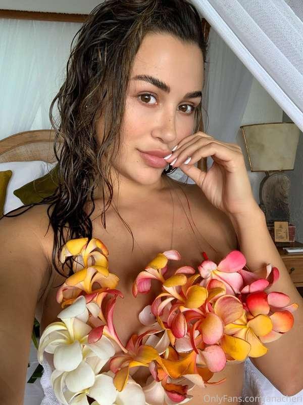 Going live on @anacherivip in 2 hours! 🌸 See you there!