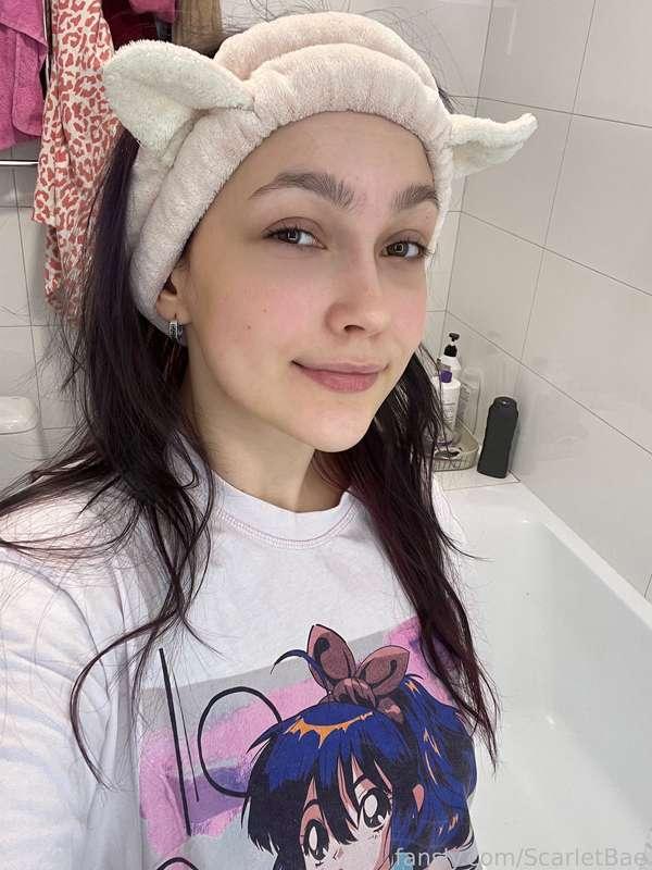 scarletbae image #0