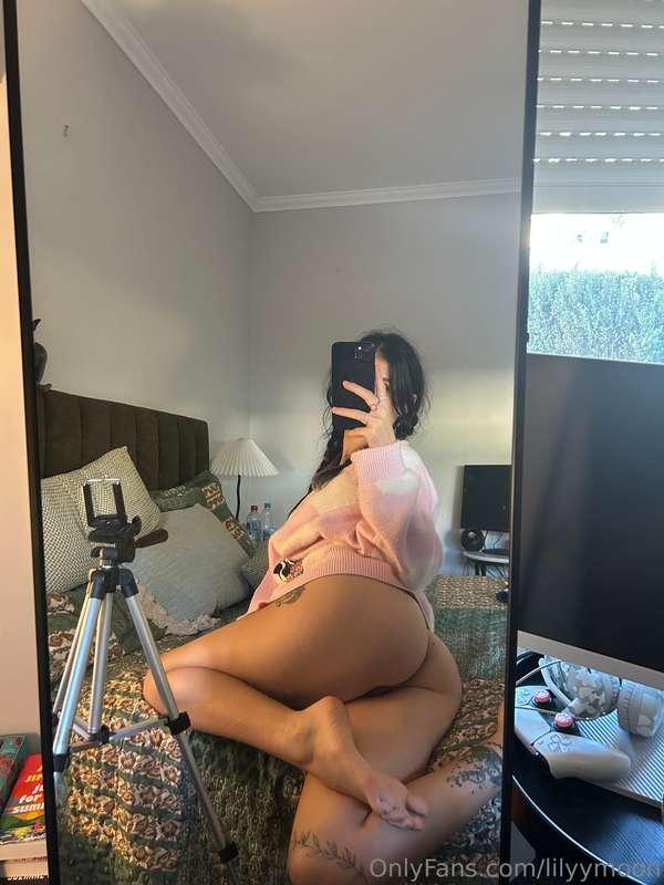lilyymoon main image