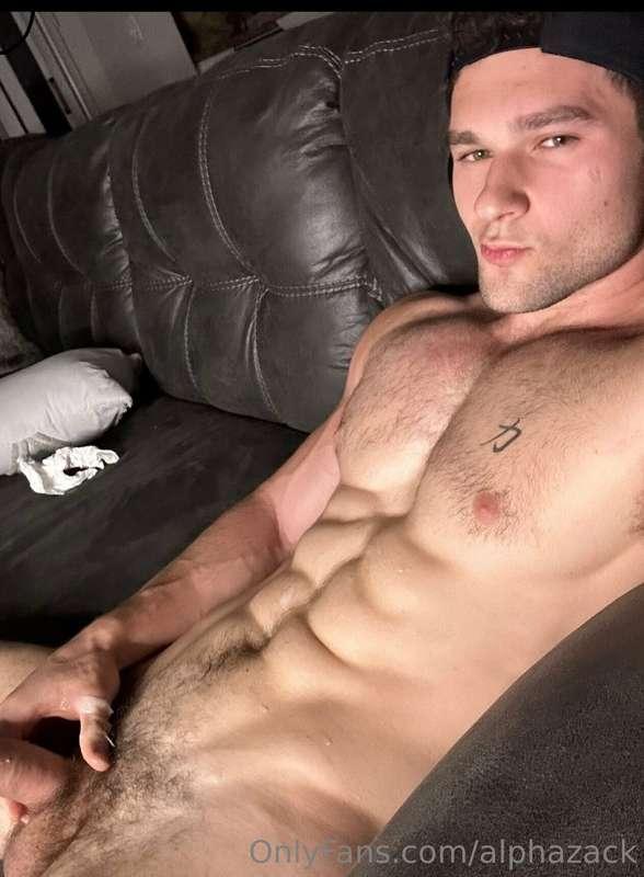 My abs need to be cleaned🤭