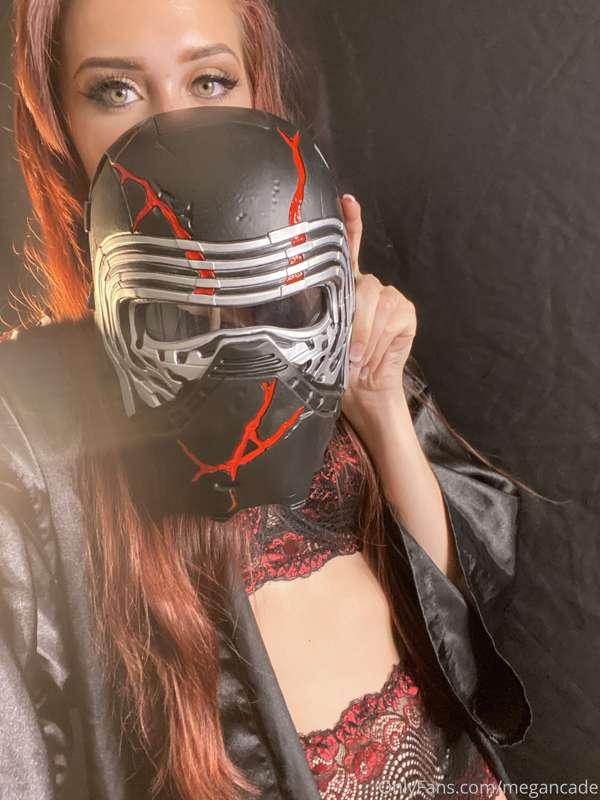 doing kylo and rey shoots for you all today! let me know in ..