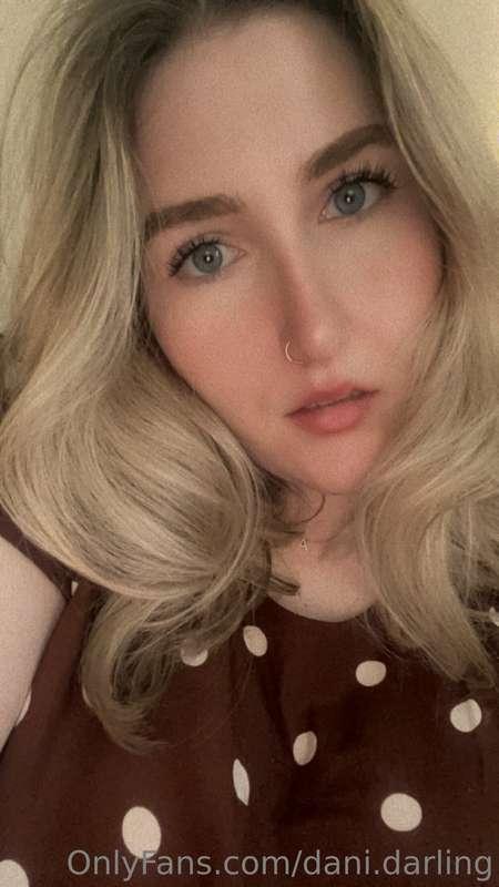Come get lost in my eyes 👀