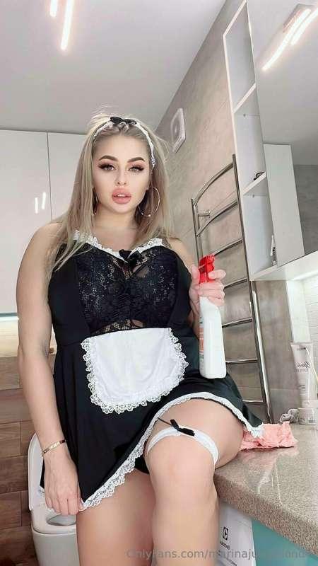 hello, my dear) Do you want 5 topless photos and one hot nak..