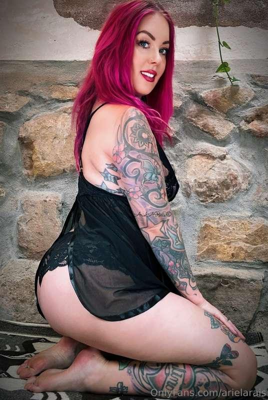 See, I do own some cute lingerie! You like?💋
Wanna see what'..