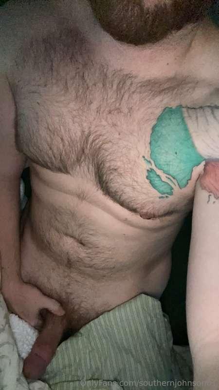 What you’re missing out on. Daddy’s Irish cock. @southernjoh..