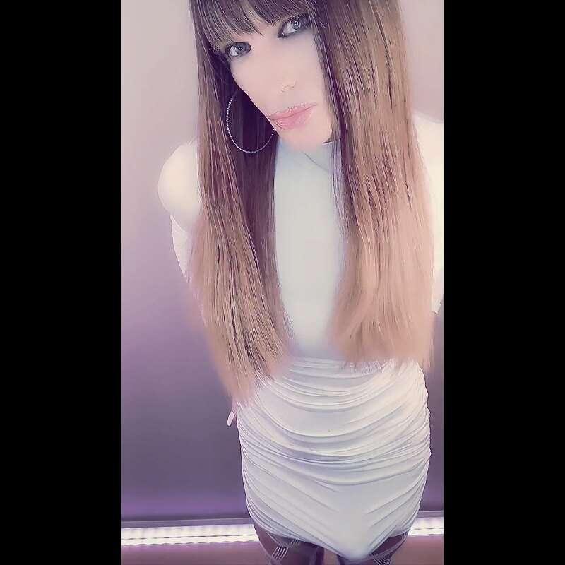 Tip $4.00 for full video sent to you via dm  -  CUMSHOT "YES..