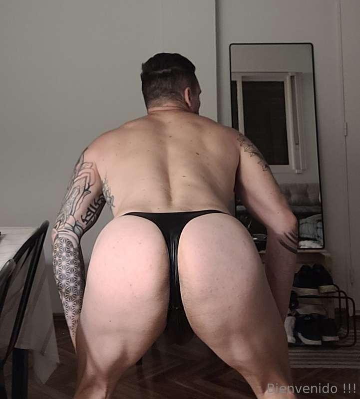 Hoy toco con tanga 😏
