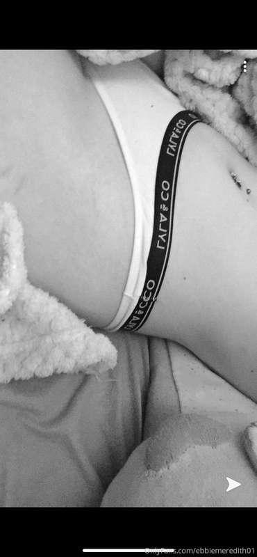 Imagine pulling those undies off me x