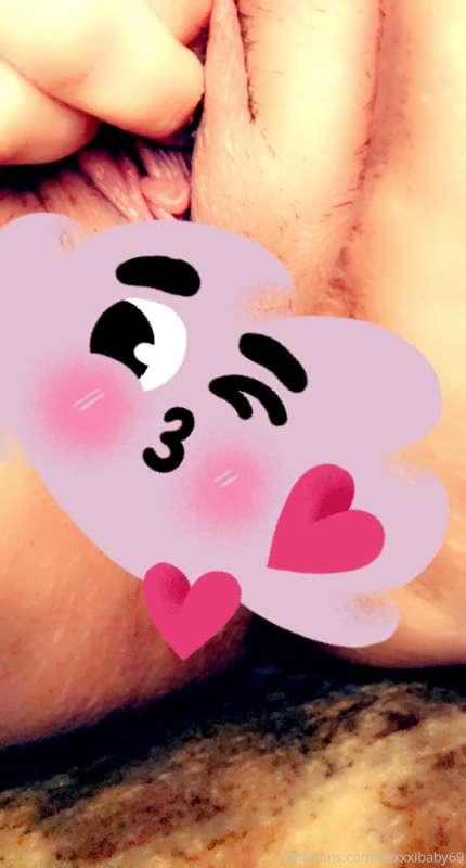 Wanna taste my pussy?