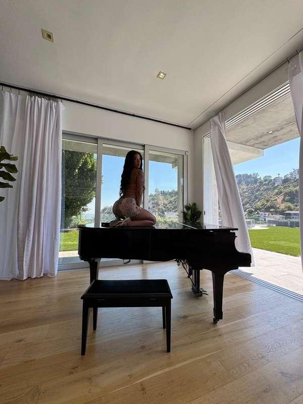 Dont miss outtttt!!! Going live tn @ 7pm pst/10pm est! I hop..