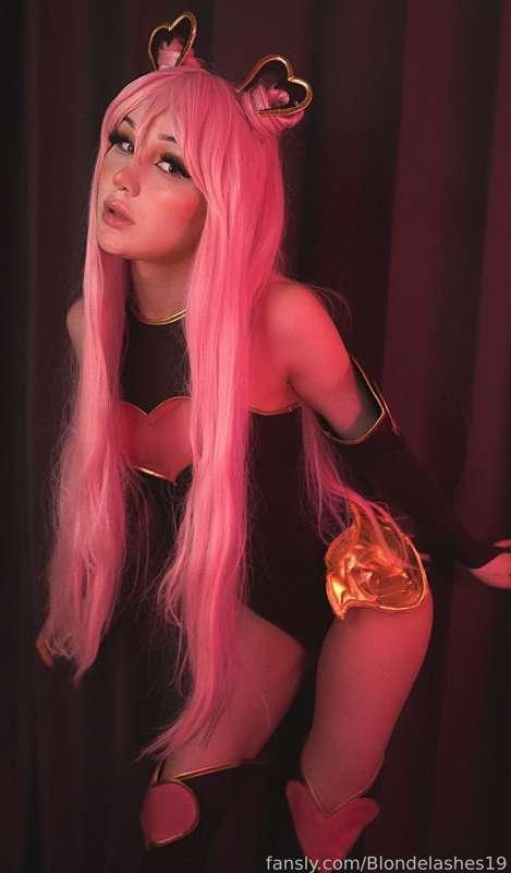 blondelashes19 image #22