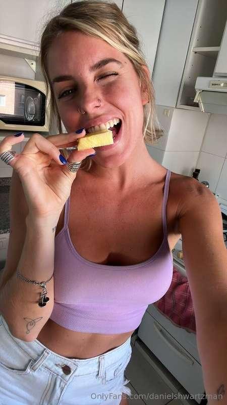 זהוווו אני העשירון העליון יש לי אננסיש לכם מושג מה אננס גורם..