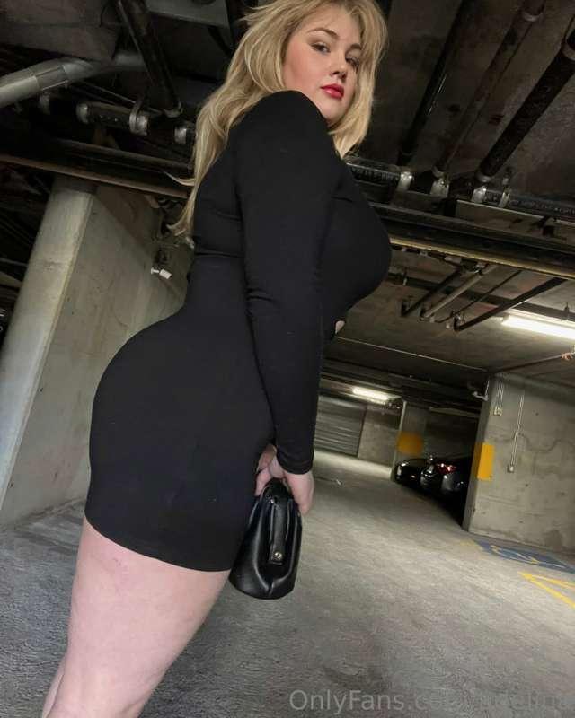 Take me out for drinks tonight? 🍸🥃