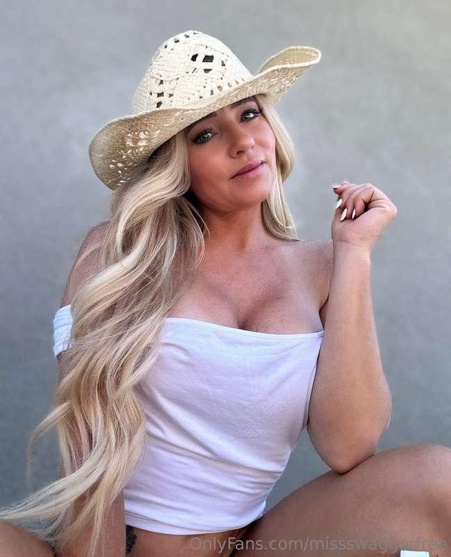 COWGIRL COSPLAY SET! 🤠🥵 Would you let me ride your cock with..