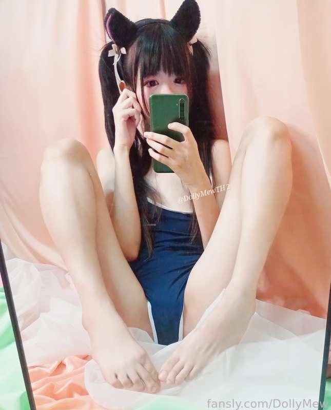 มาเล่นน้ำกัน ^^

Let's play the water together 💦💦