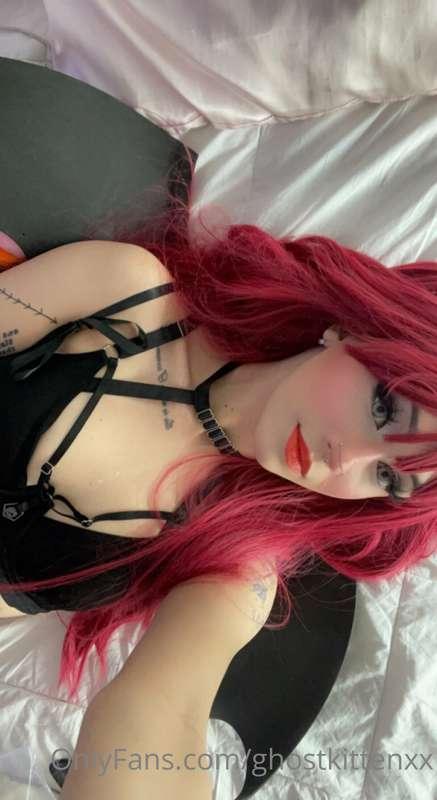 I feel so pretty with red hair