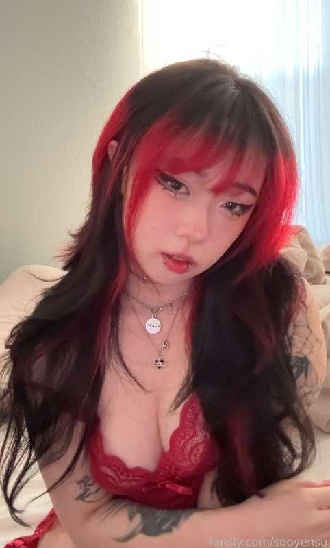 i've been a workaholic lately.. help me relax? 
