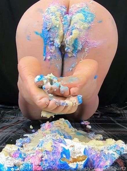 zoesquirtz image #32