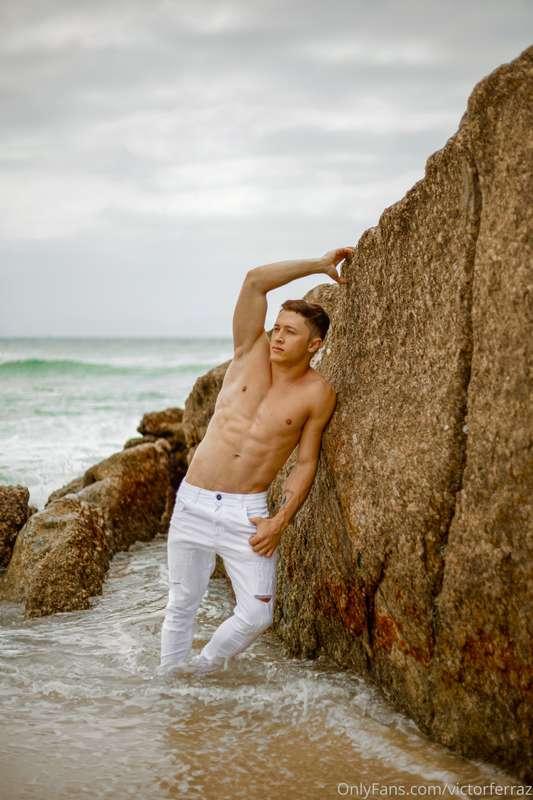 Acompanhem meu perfil grátis
Follow my profile free
@victorf..